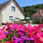 Le Domaine De L Etang Le Merger