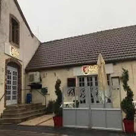 بيت للعطل Le Domaine De L Etang Le Merger Oeuilly