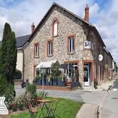 Le Domaine De L Etang Le Merger *