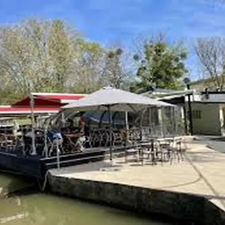 Le Domaine De L étang Le Merger