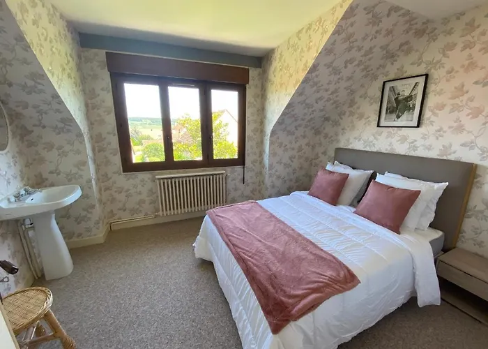 Holiday home Le Domaine De L Etang Le Merger *