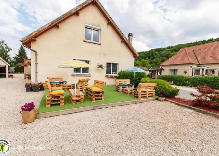 Le Domaine De L Etang Le Merger Oeuilly