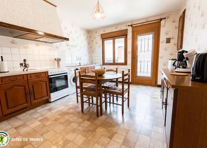 Le Domaine De L Etang Le Merger *