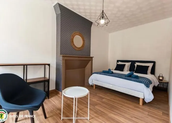 Le Domaine De L Etang Le Merger Feriehus